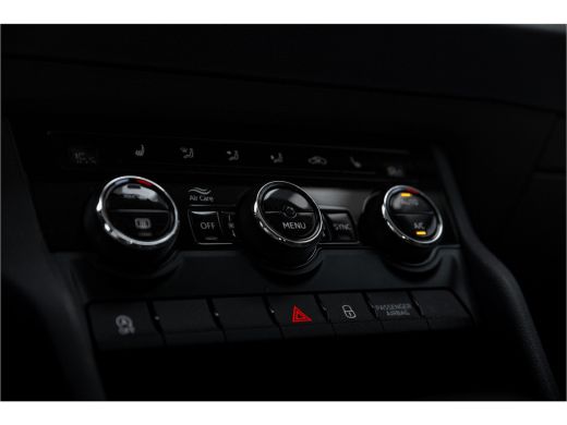 Skoda Karoq 1.5 150pk DSG Style | Adapt. Cruise | Stoel- Stuurverwarming | Carplay ActivLease financial lease