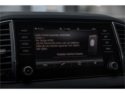 Skoda Karoq 1.5 150pk DSG Style | Adapt. Cruise | Stoel- Stuurverwarming | Carplay ActivLease financial lease