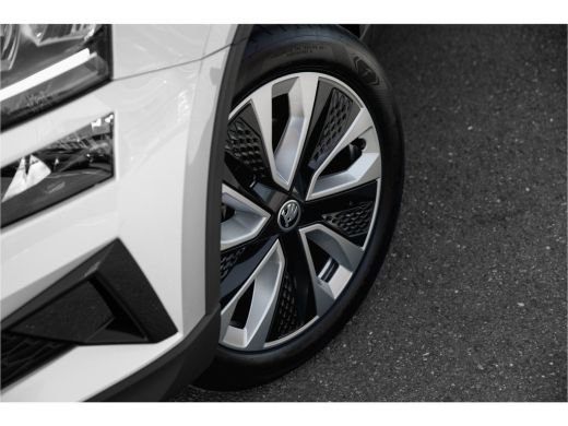 Skoda Karoq 1.5 150pk DSG Style | Adapt. Cruise | Stoel- Stuurverwarming | Carplay ActivLease financial lease
