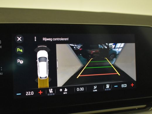 Skoda Octavia Combi 1.4 TSI iV PHEV Style 204pk Elektr. stoelen met memory | Lederen bekleding | Head up displa... ActivLease financial lease