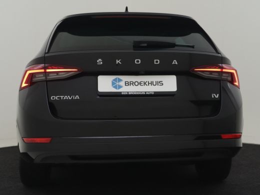 Skoda Octavia Combi 1.4 TSI iV PHEV Style 204pk Elektr. stoelen met memory | Lederen bekleding | Head up displa... ActivLease financial lease