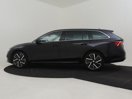 Skoda Octavia Combi 1.4 TSI iV PHEV Style 204pk Elektr. stoelen met memory | Lederen bekleding | Head up displa... ActivLease financial lease