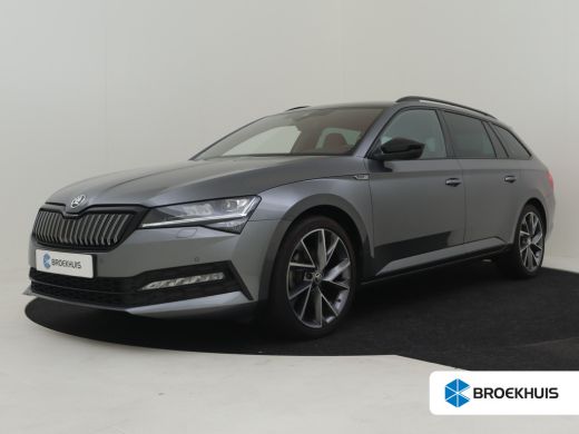Skoda Superb Combi Sportline iV 218pk Dodehoekdetectie | Trekhaak | 360 Camera | Elektrische stoelen met geheu...