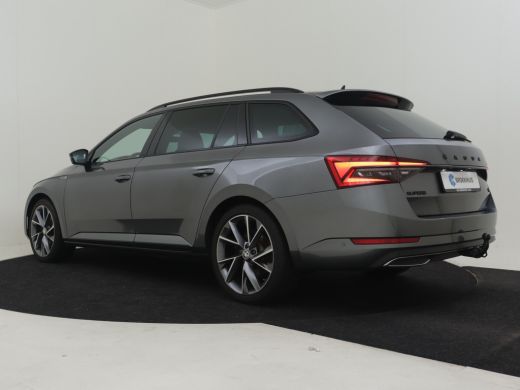 Skoda Superb Combi Sportline iV 218pk Dodehoekdetectie | Trekhaak | 360 Camera | Elektrische stoelen met geheu... ActivLease financial lease
