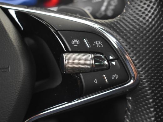 Skoda Superb Combi Sportline iV 218pk Dodehoekdetectie | Trekhaak | 360 Camera | Elektrische stoelen met geheu... ActivLease financial lease