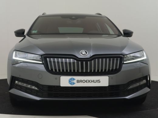 Skoda Superb Combi Sportline iV 218pk Dodehoekdetectie | Trekhaak | 360 Camera | Elektrische stoelen met geheu... ActivLease financial lease