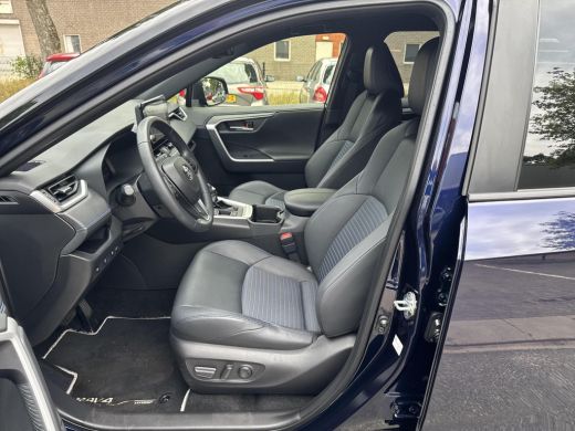 Toyota RAV4 2.5 Hybrid Style | 06-10141018 Voor meer informatie ActivLease financial lease