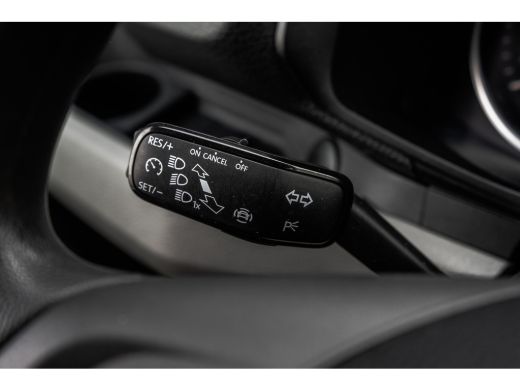 Volkswagen Crafter 35 TDI | L3H2 | CarPlay | Navi | Cruise | Airco | PDC | Euro 6 ActivLease financial lease