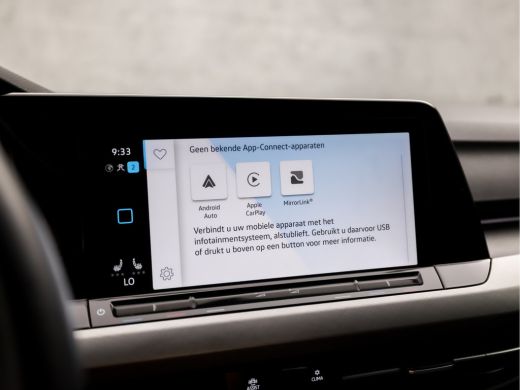 Volkswagen Golf 1.5 TSI Sport (4 CILINDER, APPLE CARPLAY, GROOT NAVI, MEMORY SEATS, ALCANTARA, STUUR/STOELVERWARM... ActivLease financial lease