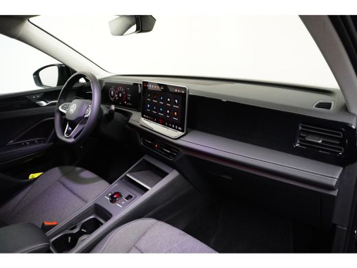 Volkswagen Tiguan 1.5 eTSI 150 pk Life 7-DSG | Trekhaak elektrisch uitklapbaar | Achteruitrijcamera | Standkachel | ActivLease financial lease