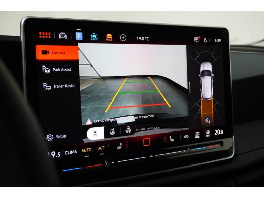 Volkswagen Tiguan 1.5 eTSI 150 pk Life 7-DSG | Trekhaak elektrisch uitklapbaar | Achteruitrijcamera | Standkachel | ActivLease financial lease