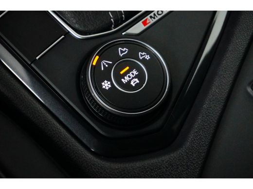 Volkswagen Tiguan R-Line 2.0 TSI 190 PK 4Motion 7-DSG | Trekhaak wegklapbaar | Achteruitrijcamera | Cruise control ... ActivLease financial lease
