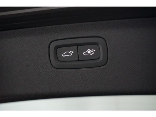 Volvo  XC90 2.0 T8 Recharge AWD Ultimate Dark | 2 stoelen op derde rij | Achterbank verwarmd | Audio installa... ActivLease financial lease