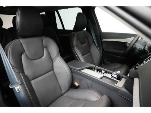 Volvo  XC90 2.0 T8 Recharge AWD Ultimate Dark | 2 stoelen op derde rij | Achterbank verwarmd | Audio installa... ActivLease financial lease