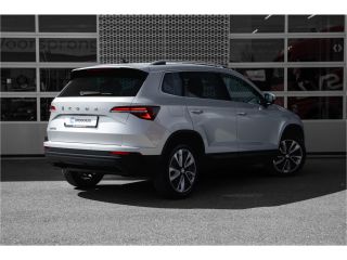 Skoda Karoq 1.5 150pk DSG Style | Adapt. Cruise | Stoel- Stuurverwarming | Carplay
