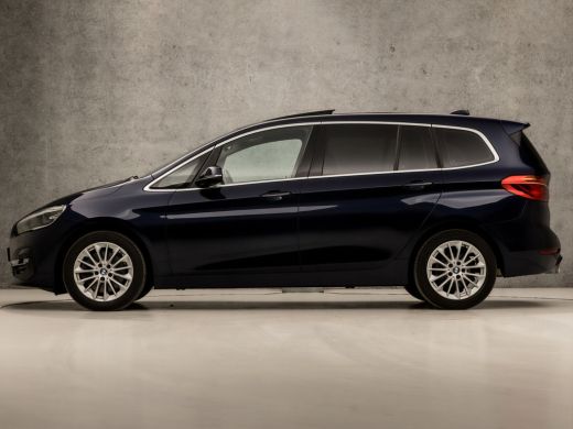 BMW 2 Serie Gran Tourer 220i Luxury 192Pk Automaat (PANORAMADAK, FACELIFT, GROOT NAVI, 4 CILINDER, HEAD-UP DI... ActivLease financial lease