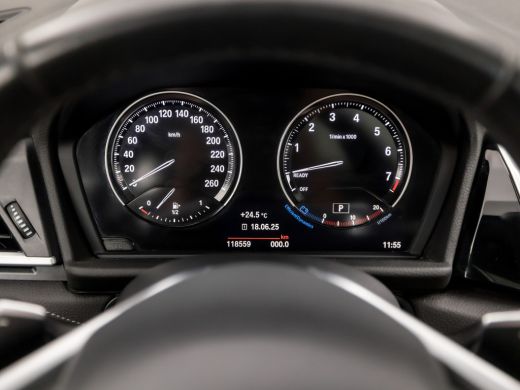 BMW 2 Serie Gran Tourer 220i Luxury 192Pk Automaat (PANORAMADAK, FACELIFT, GROOT NAVI, 4 CILINDER, HEAD-UP DI... ActivLease financial lease