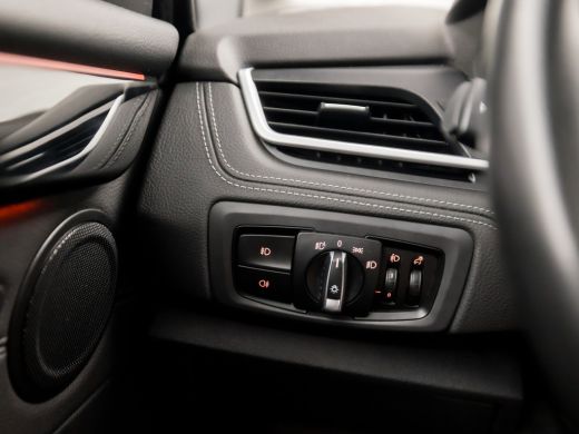 BMW 2 Serie Gran Tourer 220i Luxury 192Pk Automaat (PANORAMADAK, FACELIFT, GROOT NAVI, 4 CILINDER, HEAD-UP DI... ActivLease financial lease