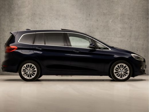 BMW 2 Serie Gran Tourer 220i Luxury 192Pk Automaat (PANORAMADAK, FACELIFT, GROOT NAVI, 4 CILINDER, HEAD-UP DI... ActivLease financial lease