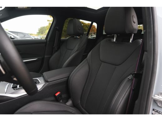 BMW 3 Serie Touring 330e High Executive M Sport Automaat / Panoramadak / Trekhaak / Sportstoelen / Comfort Ac... ActivLease financial lease