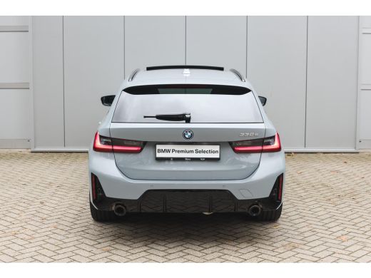 BMW 3 Serie Touring 330e High Executive M Sport Automaat / Panoramadak / Trekhaak / Sportstoelen / Comfort Ac... ActivLease financial lease
