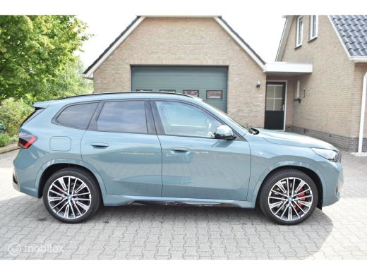 BMW X1 M Sport Pro 30e X Drive Aut Voll 20 Inch 3595km X1 M Sport Pro 30e X Drive Aut ActivLease financial lease