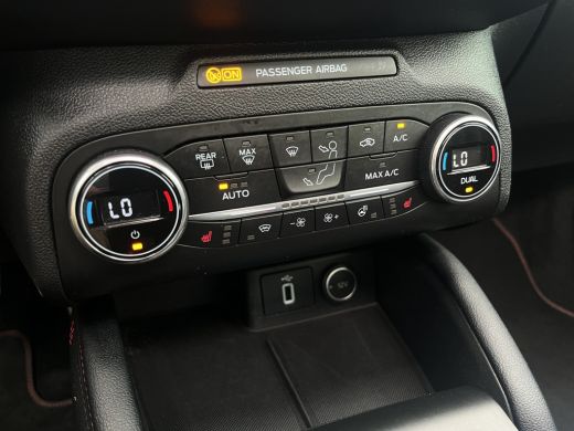 Ford Focus 1.0 E.B. 125PK ST Line | Pano-dak | B&O Audio | Camera | Full-LED verlichting | Winter-pack | Sty... ActivLease financial lease