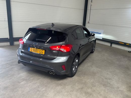 Ford Focus 1.0 EcoBoost Hybrid ST Line X Business | Winter Pack | Apple Carplay/ Android Auto | Camera | | C... ActivLease financial lease