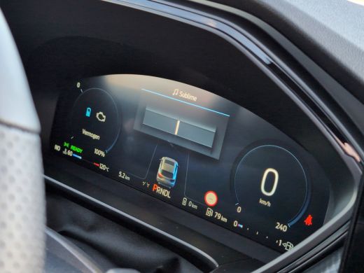 Ford Kuga 2.5 PHEV ST-Line X | Adaptieve Matrix LED koplampen met Coast to Coast signature LED verlichting ... ActivLease financial lease