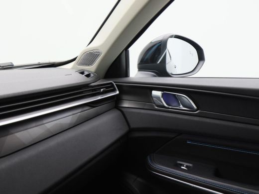 Lynk & Co 01 1.5 Phev 262 Pk Automaat | Trekhaak | Full LED | Panoramadak | Navigatie | 20 Inch | Adaptive Cru... ActivLease financial lease