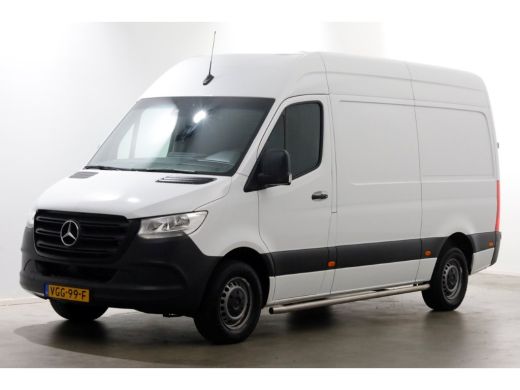 Mercedes-Benz Sprinter 311 CDI 115pk RWD L2H2 Servicewagen Airco/Camera/230V 07-2020 ActivLease financial lease