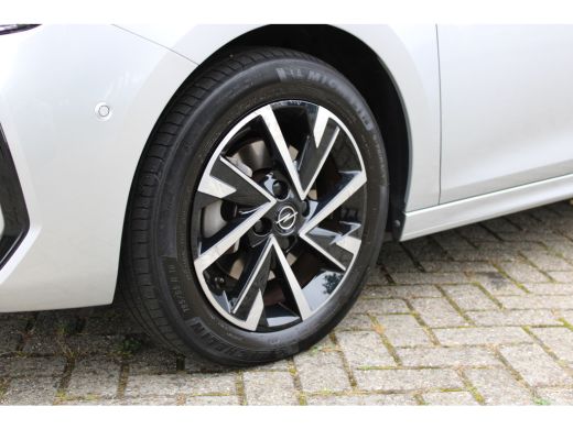 Opel Corsa 1.2 Turbo Hybrid GS AUTOMAAT / Navigatie / Camera / Keyless / Parkeersensoren / Dodehoek / Draadl... ActivLease financial lease