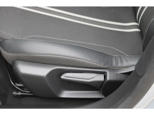 Opel Corsa 1.2 Turbo Hybrid GS AUTOMAAT / Navigatie / Camera / Keyless / Parkeersensoren / Dodehoek / Draadl... ActivLease financial lease