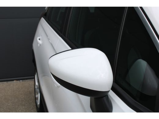 Opel Crossland X 1.2 Turbo Innovation Automaat | 130pk | Navigatie | Comfortstoelen | Parkeersensoren | Lichtmetaal | ActivLease financial lease