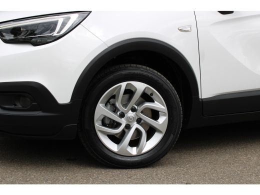 Opel Crossland X 1.2 Turbo Innovation Automaat | 130pk | Navigatie | Comfortstoelen | Parkeersensoren | Lichtmetaal | ActivLease financial lease