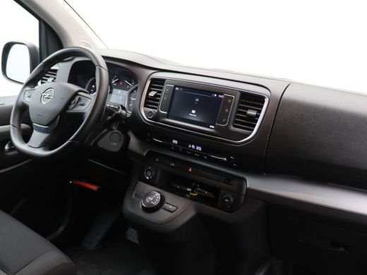 Opel Vivaro 2.0 BlueHDi 145 S&S L2 Trekhaak, Achteruitrijcamera, 17 LMV, Bumpers in kleur, Climatronic ActivLease financial lease