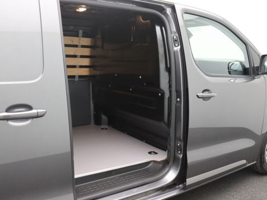 Opel Vivaro 2.0 BlueHDi 145 S&S L2 Trekhaak, Achteruitrijcamera, 17 LMV, Bumpers in kleur, Climatronic ActivLease financial lease