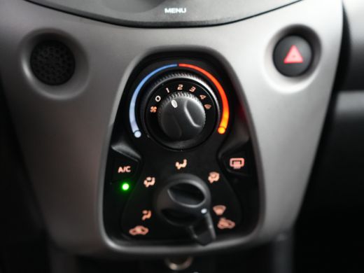 Peugeot 108 1.0 e-VTi Active | Achterbank in delen neerklapbaar | Airco | Audio installatie ActivLease financial lease