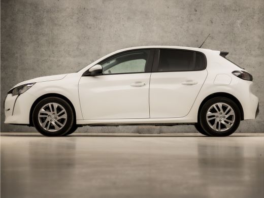 Peugeot 208 1.2 PureTech Sport (APPLE CARPLAY, GROOT NAVI, 360 CAMERA, GETINT GLAS, LM VELGEN, SPORTSTOELEN, ... ActivLease financial lease