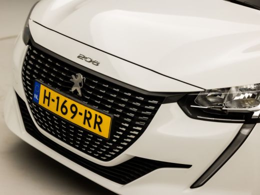 Peugeot 208 1.2 PureTech Sport (APPLE CARPLAY, GROOT NAVI, 360 CAMERA, GETINT GLAS, LM VELGEN, SPORTSTOELEN, ... ActivLease financial lease
