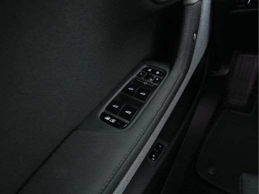 Polestar 2 Long Range Dual Motor Launch Edition 78kWh [ 3-Fase ] (INCL-BTW) *PANO | NAVI-FULLMAP | FULL-LED ... ActivLease financial lease