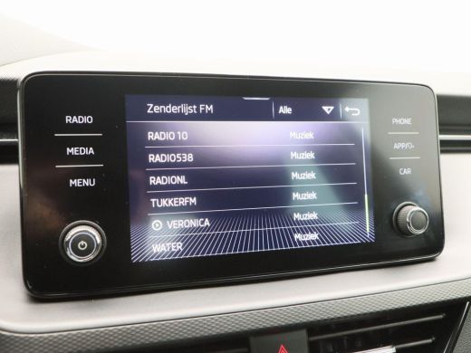 Skoda Kamiq 1.0 TSi 110 Pk Automaat Ambition | Cruise Control | Carplay | Privacy Glass | Sensoren | Camera |... ActivLease financial lease