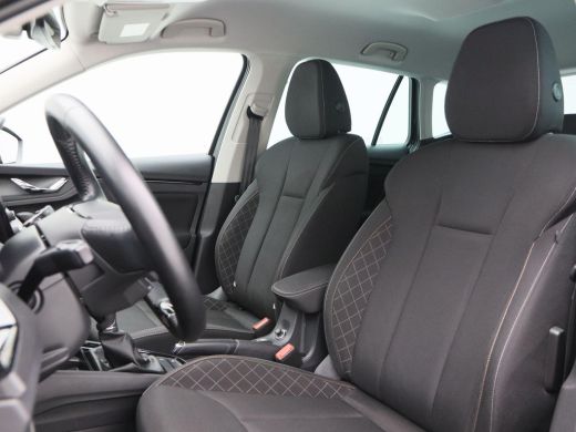 Skoda Kamiq 1.0 TSi 110 Pk Automaat Ambition | Cruise Control | Carplay | Privacy Glass | Sensoren | Camera |... ActivLease financial lease
