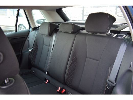 Skoda Kamiq 1.0 TSI Ambition | Apple CarPlay | Cruise | Climate | PDC ActivLease financial lease