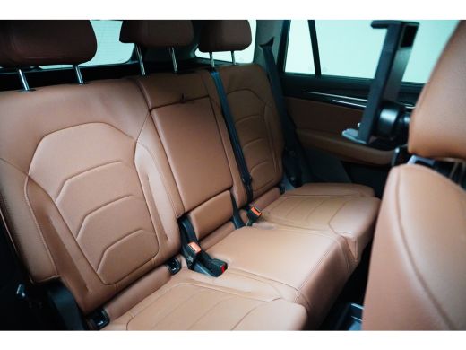 Skoda Kodiaq 1.5 TSI PHEV 204PK DSG-6 Business Edition | TREKHAAK | LEDER | PANORAMADAK | NAVIGATIE | STOELVER... ActivLease financial lease