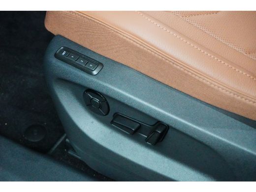 Skoda Kodiaq 1.5 TSI PHEV 204PK DSG-6 Business Edition | TREKHAAK | LEDER | PANORAMADAK | NAVIGATIE | STOELVER... ActivLease financial lease