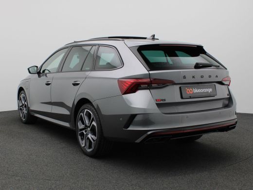 Skoda Octavia Combi 1.4 TSI RS iV PHEV Business 245PK DSG Pano-Schuifdak, Adaptieve Cruise Controle, Achteruitr... ActivLease financial lease