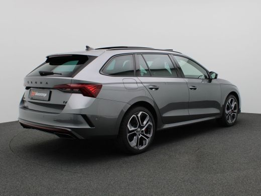 Skoda Octavia Combi 1.4 TSI RS iV PHEV Business 245PK DSG Pano-Schuifdak, Adaptieve Cruise Controle, Achteruitr... ActivLease financial lease