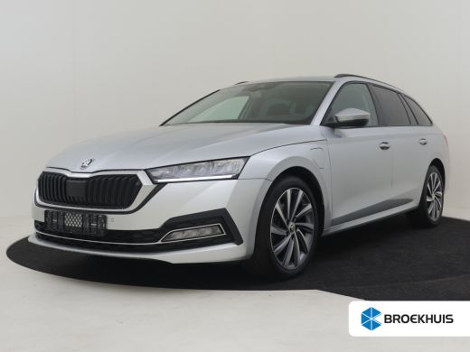 Skoda Octavia Combi First Edition iV 204pk Dodehoekdetectie | Elektri stoelen met memory | Stoelverwarming | Ke...
