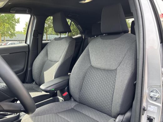 Toyota Yaris Cross 1.5 Hybrid 115 First Edition | All-in prijs | Apple/Android | Camera | Navigatie | ActivLease financial lease